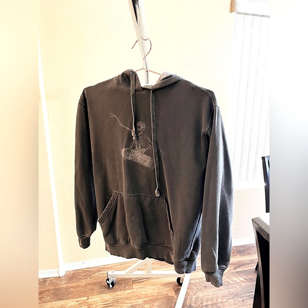 Tillys skater skeleton hoodie